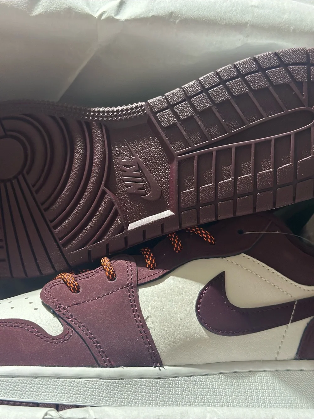 Jordan Low-Top Sneakers - Burgundy and White